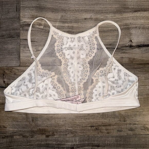 Victoria’s Secret Pink and White Body by Victoria Lace Bralette Size Small - Picture 2 of 4
